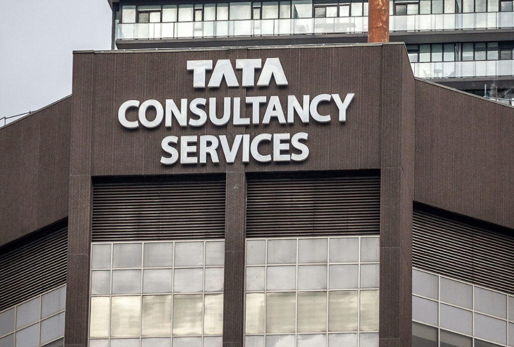 TCS Posts 5% Net Profit Growth, Announces Dividend